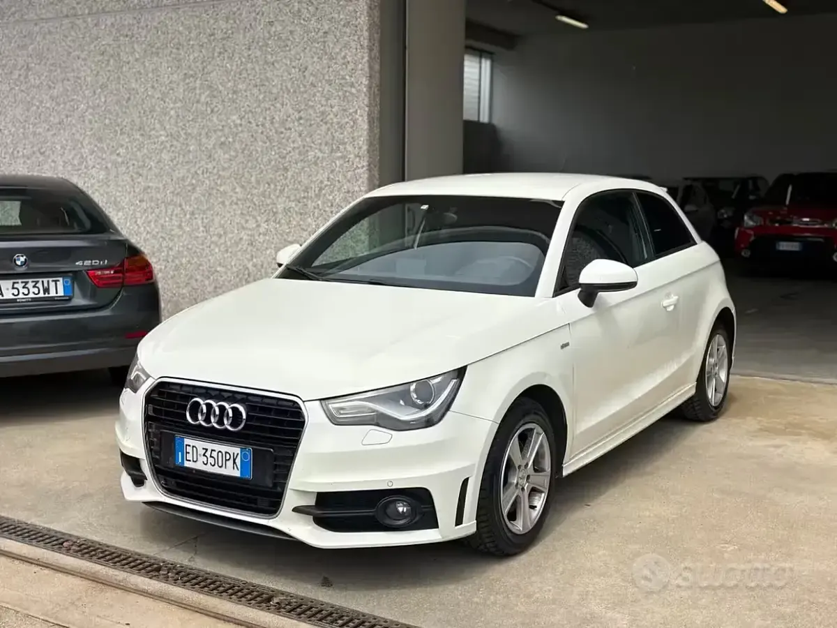 Usata Audi A1 Ambition 185 CV (136 kW) 2011 Bianco Utilitaria
