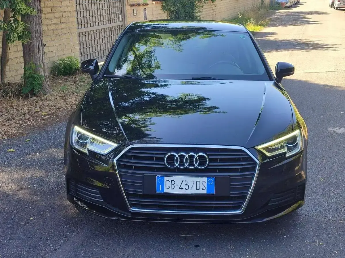 Usata Audi A3 Business 150 CV (110 kW) 2020 Nero Berlina