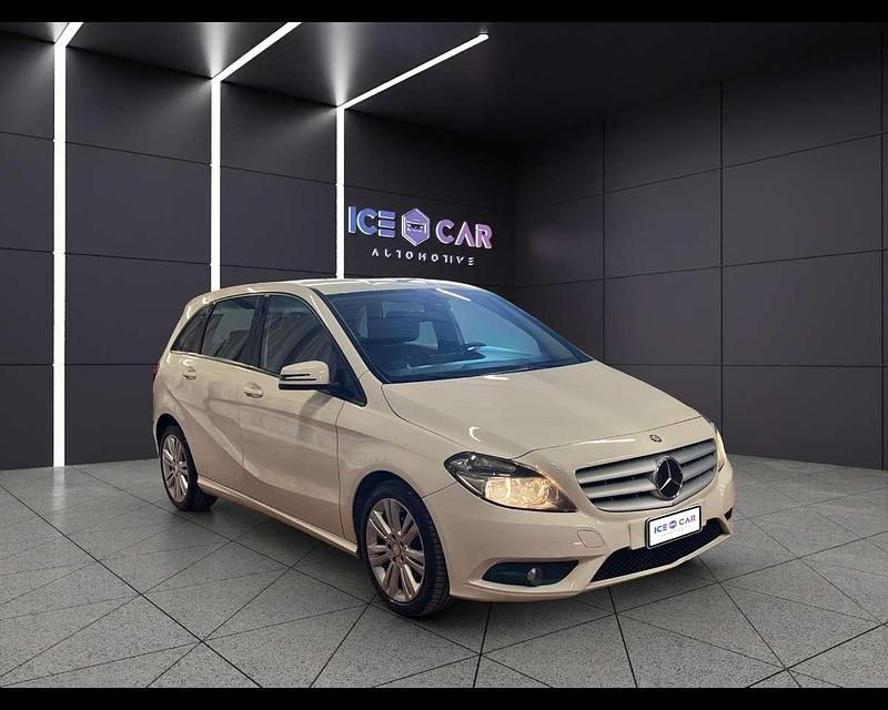 Usata Mercedes B180 Executive 109 CV (80 kW) 2013 Argento Monovolume