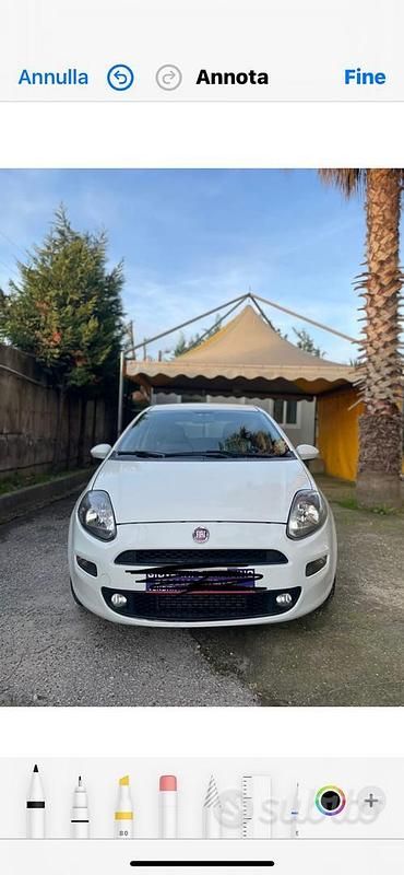 Usata Fiat Punto 85 CV (62 kW) 2012 Bianco Utilitaria