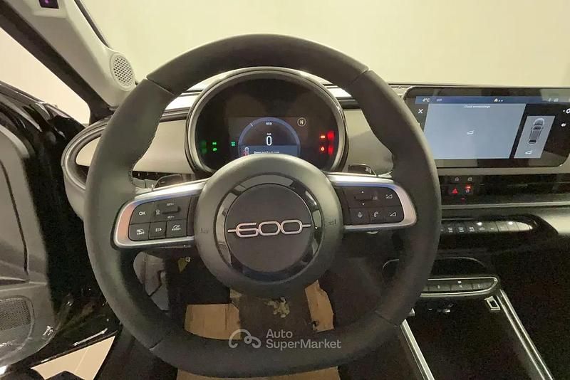 Nuova Fiat 600 La Prima 101 CV (74 kW) 2025 Nero SUV