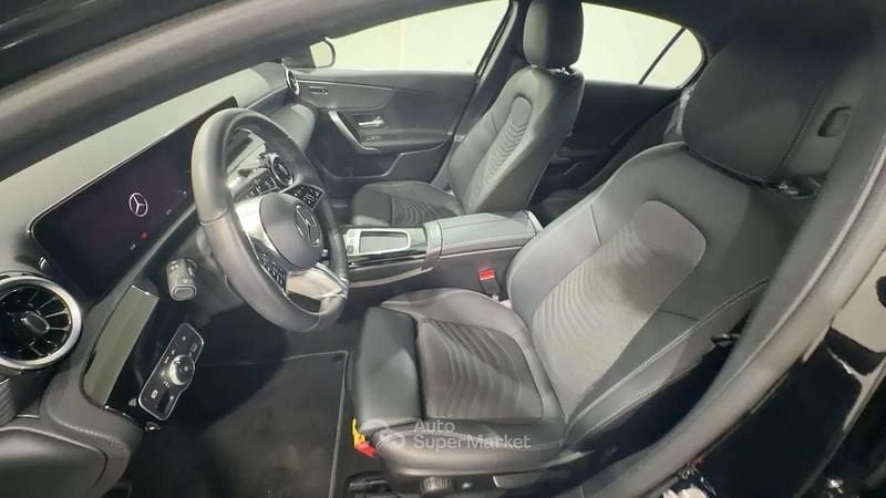 Usata Mercedes A180 Advanced 116 CV (85 kW) 2024 Nero Berlina