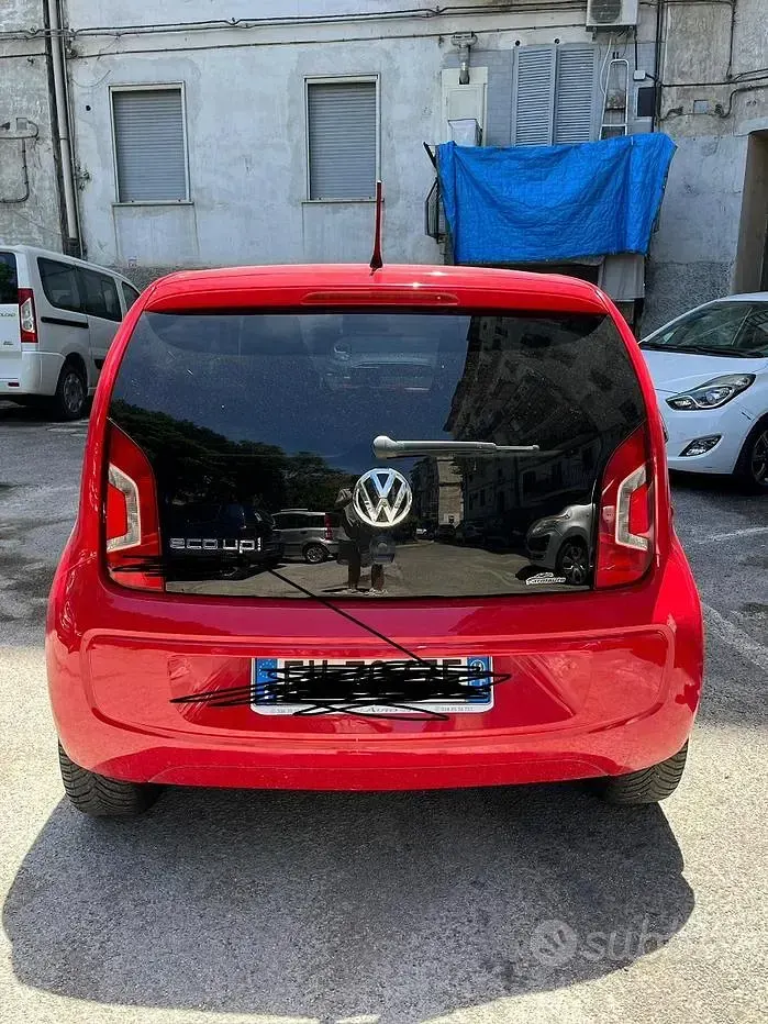 Usata VW up! 2014 Rosso Utilitaria