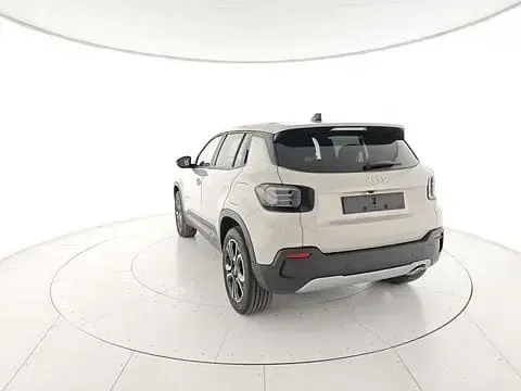 Usata Jeep Avenger Summit 101 CV (74 kW) 2025 Beige SUV
