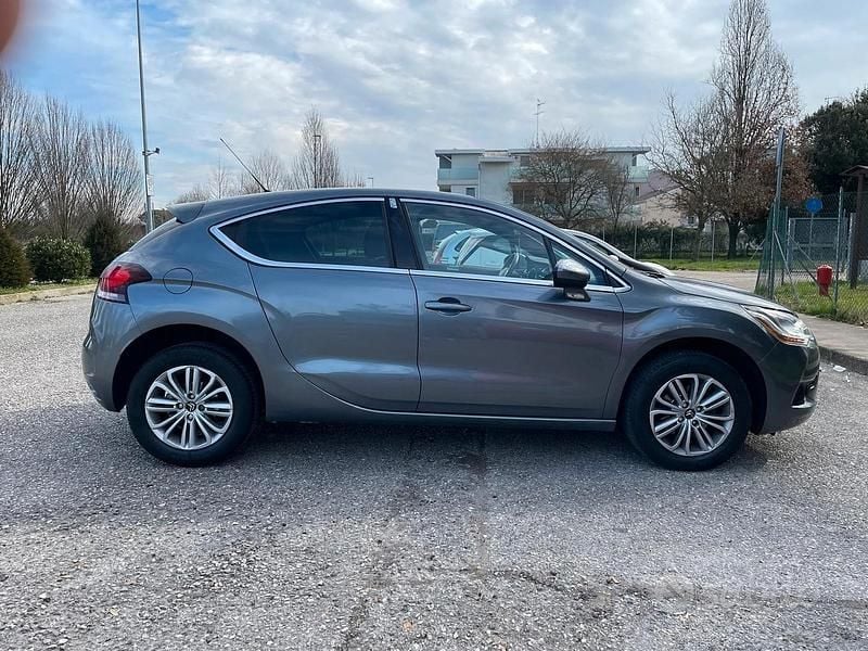 Usata Citroën DS4 2012 Grigio Utilitaria