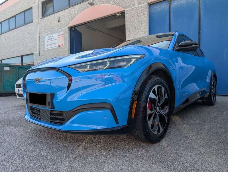 Usata Ford Mustang Mach-E Standard Range 124 kW (169 CV) 2023 Blu/azzurro SUV