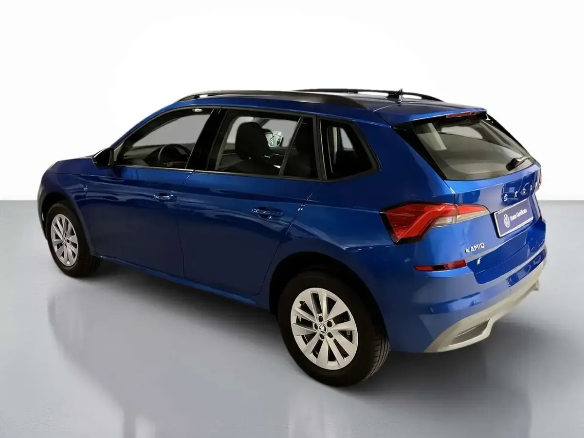 Usata Skoda Kamiq Ambition 95 CV (69 kW) 2023 Blu race metallizzato SUV