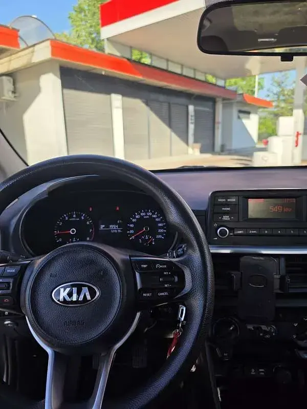 Usata Kia Picanto Active 65 CV (47 kW) 2018 Utilitaria