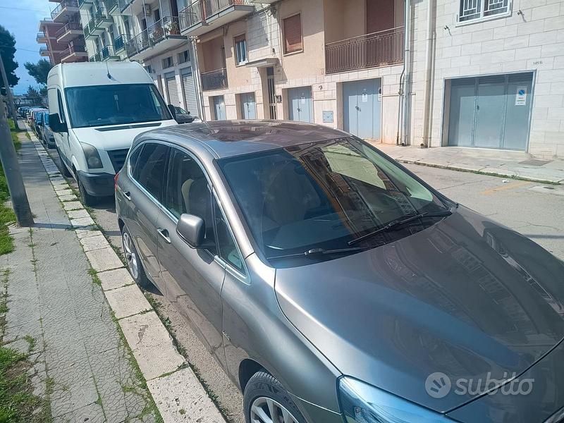 Usata BMW 218 Luxury Line 150 CV (110 kW) 2016 Marrone Berlina