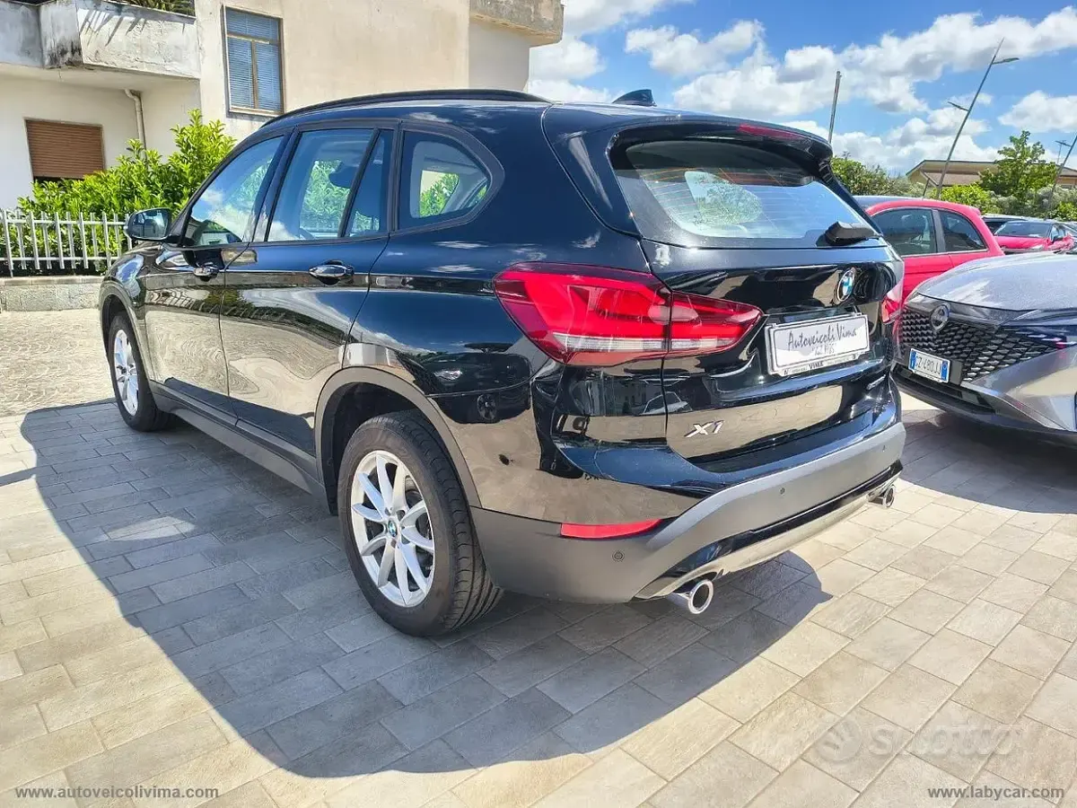 Usata BMW X1 Advantage 150 CV (110 kW) 2021 Nero SUV