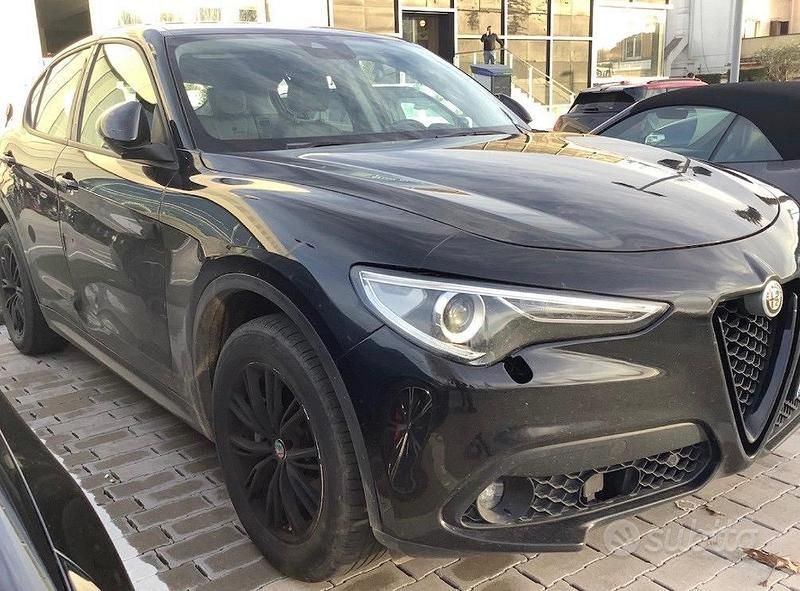 Usata Alfa Romeo Stelvio 210 CV (154 kW) 2018 Nero SUV