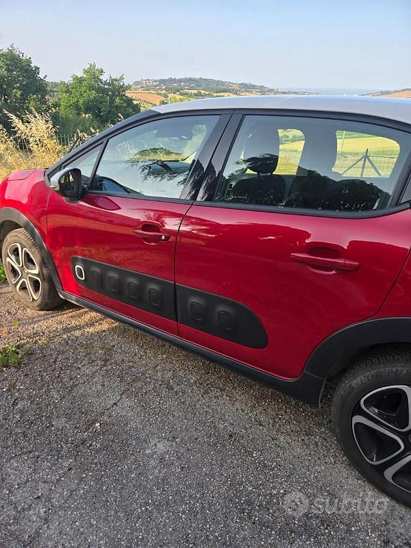 Usata Citroën C3 102 CV (75 kW) 2018 Rosso Utilitaria