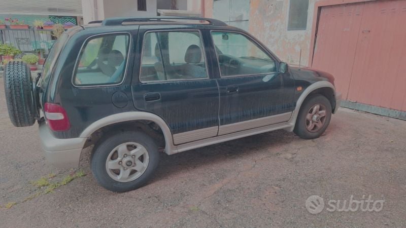 Usata Kia Sportage 128 CV (94 kW) 2000 Nero SUV
