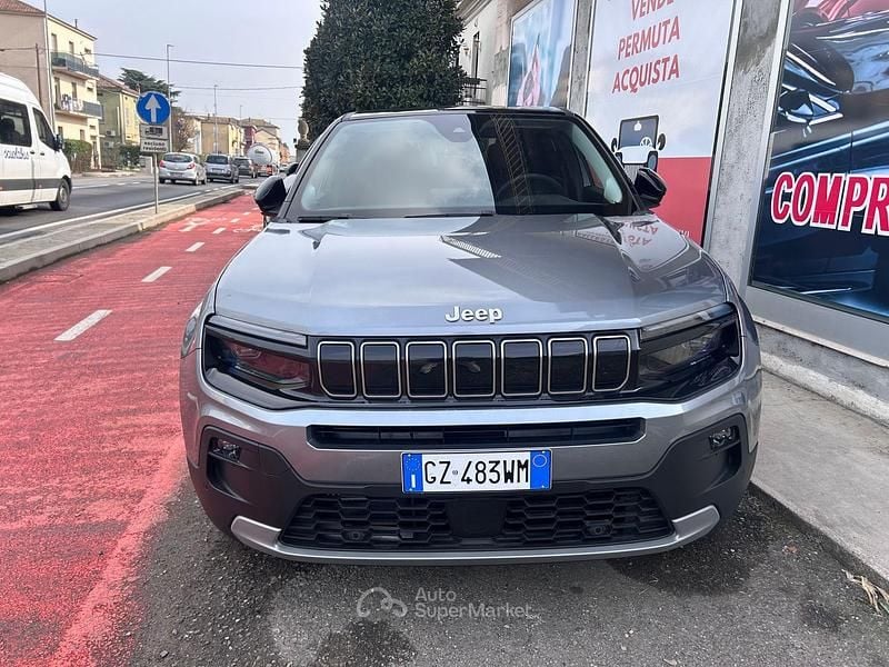 Usata Jeep Avenger Summit 101 CV (74 kW) 2025 Grigio SUV