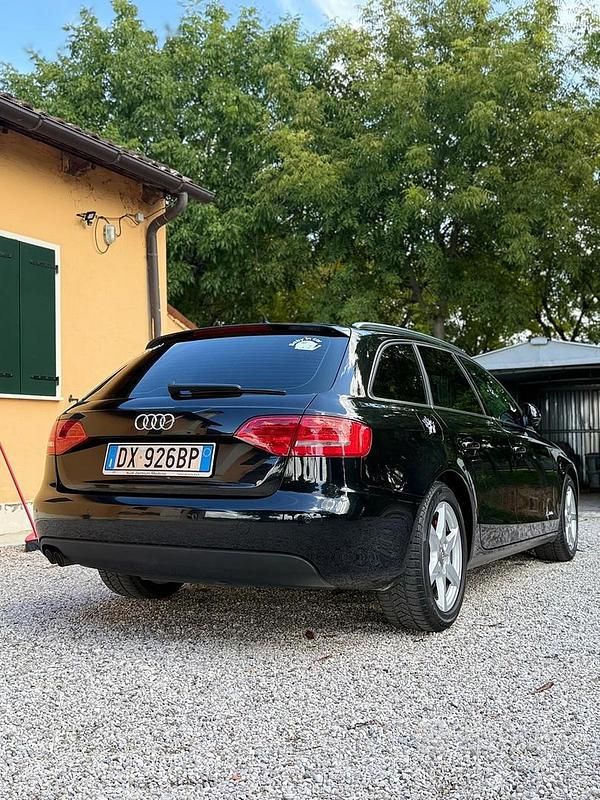 Usata Audi A4 143 CV (105 kW) 2008 Nero Station wagon