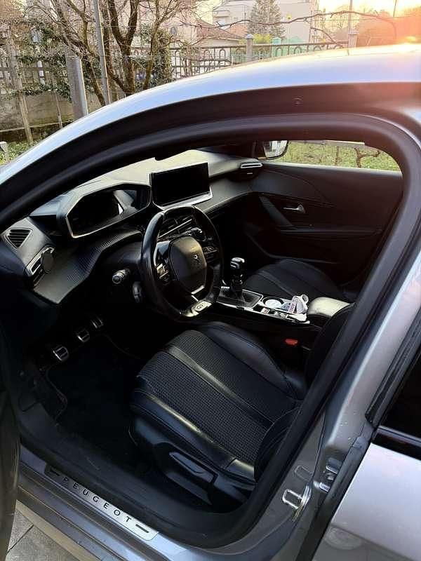 Usata Peugeot 208 GT-line 102 CV (75 kW) 2020 Utilitaria