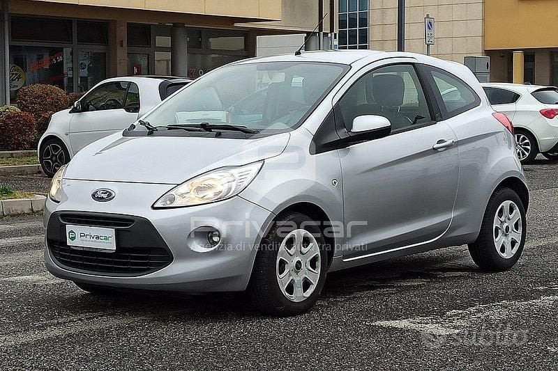 Usata Ford Ka Plus 69 CV (50 kW) 2016 Grigio Utilitaria
