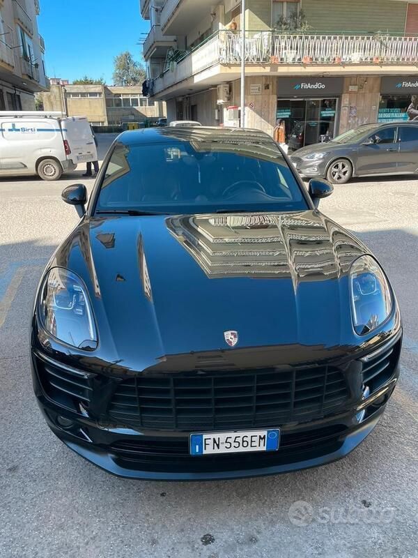Usata 2018 Porsche Macan S SUV | 44.000 € (Buon prezzo) - Immagine 1/4