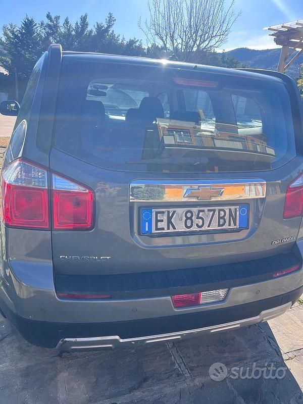 Usata Chevrolet Orlando 2012 Grigio Monovolume