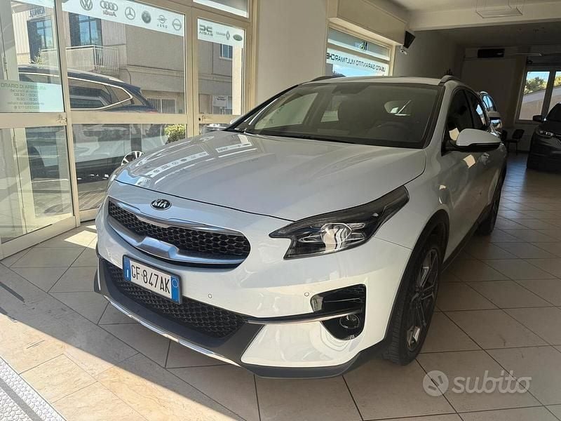 Usata Kia Ceed Style 120 CV (88 kW) 2021 Bianco Utilitaria