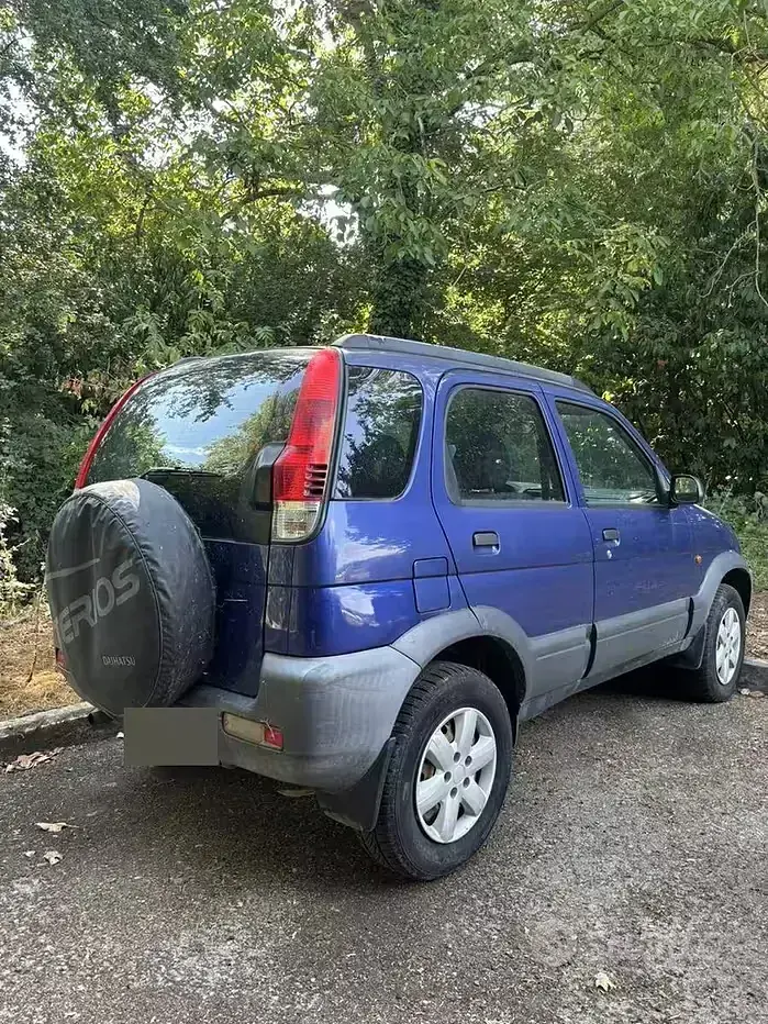 Usata Daihatsu Terios 86 CV (63 kW) 2004 Bluazzurro SUV