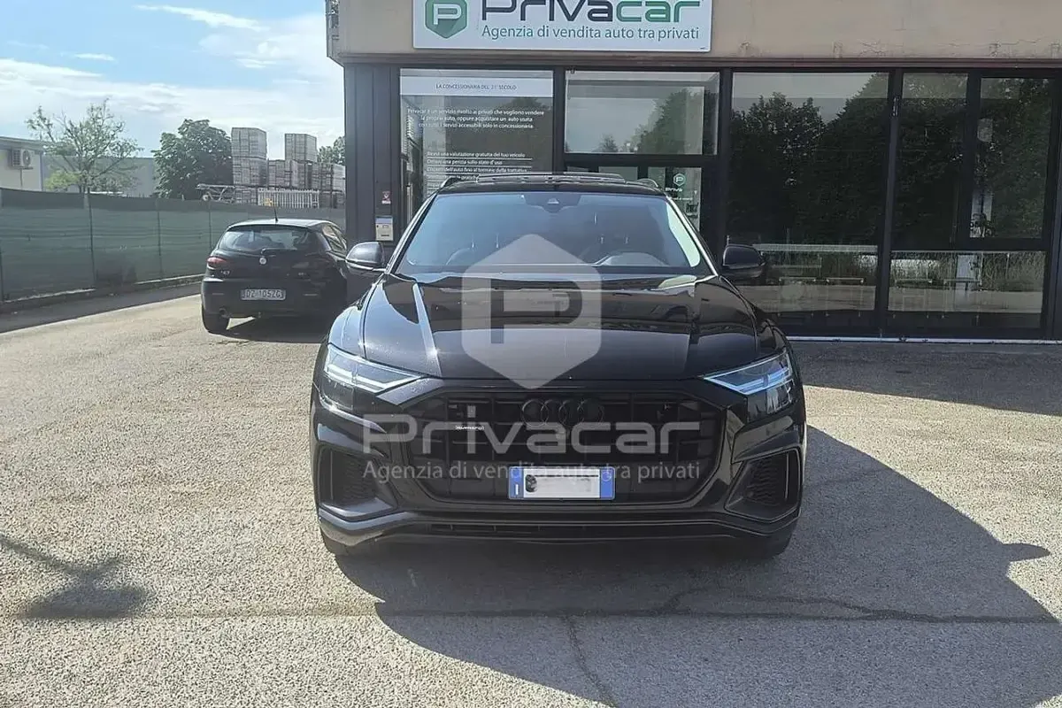 Usata Audi Q8 Sport 286 CV (210 kW) 2019 Nero SUV