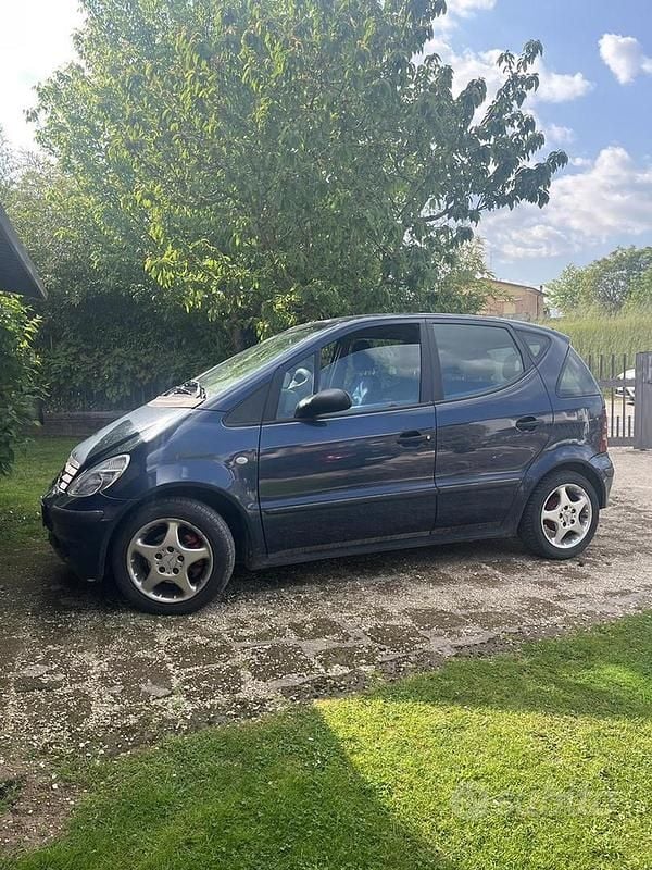 Usata Mercedes A170 2003 Blu Berlina