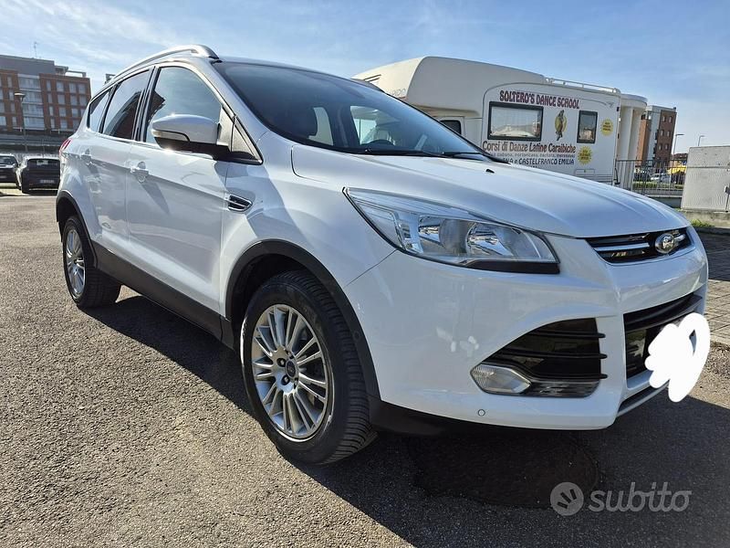 Usata Ford Kuga Titanium 163 CV (119 kW) 2013 Bianco SUV