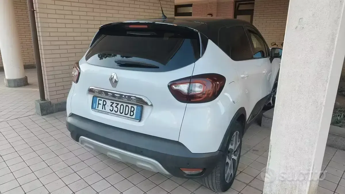 Usata Renault Captur 90 CV (66 kW) 2018 Bianco SUV