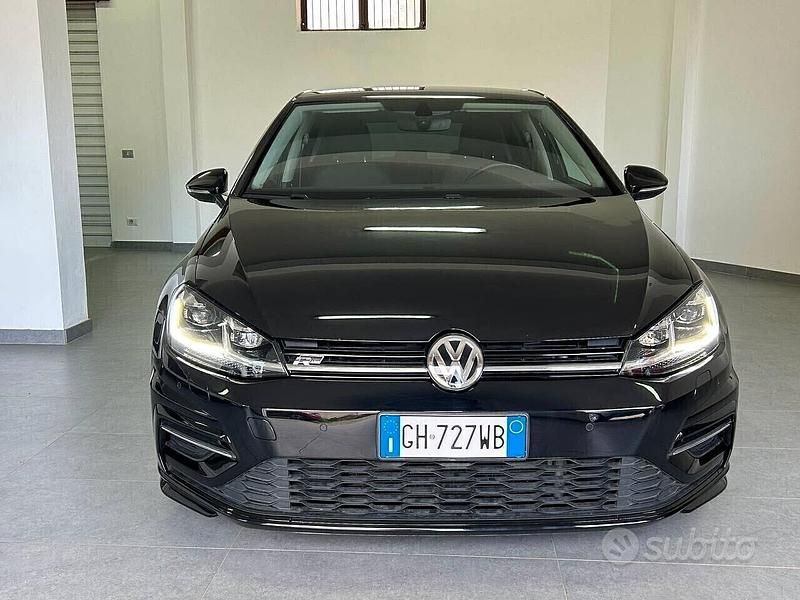 Begagnad VW Golf VII Sport 150 HK (110 kW) 2019 Svart Sedan