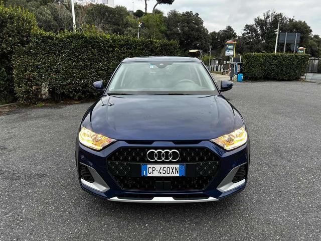 Blu/azzurro Usata 2023 Audi A1 Business Due volumi | 24.100 € (Buon prezzo) - Immagine 1/4