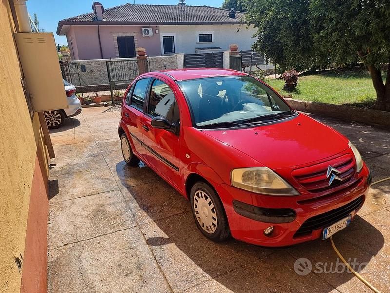 Rosso Usata 2005 Citroën C3 Due volumi | 1500 € (Ottimo prezzo) - Immagine 1/4
