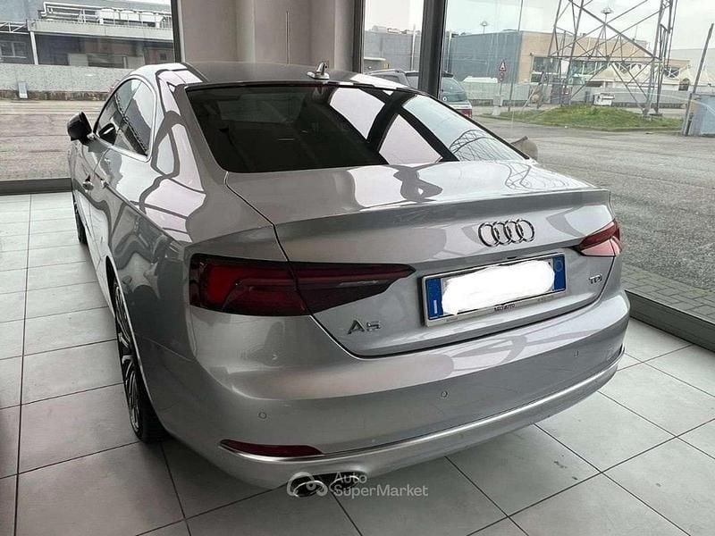 Usata Audi A5 Sport 190 CV (139 kW) 2018 Argento Coupé