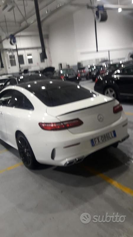 Usata Mercedes E63 AMG AMG 435 CV (319 kW) 2018 Bianco Coupé