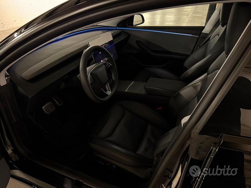 Usata Tesla Model 3 RWD 235 kW (320 CV) 2023 Nero Berlina
