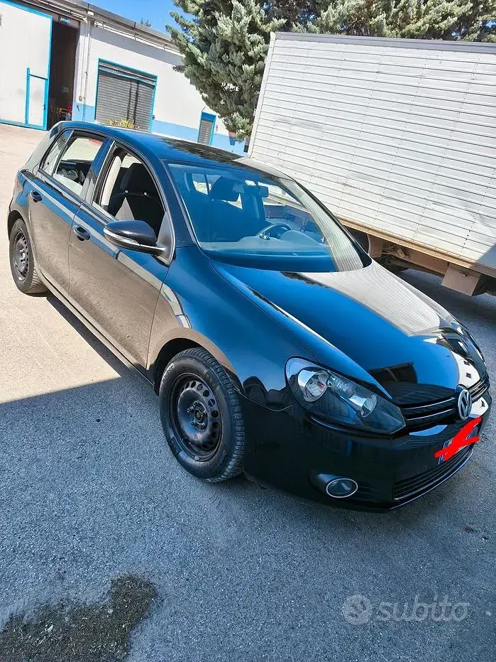 Usata VW Golf VI 80 CV (58 kW) 2011 Nero Utilitaria