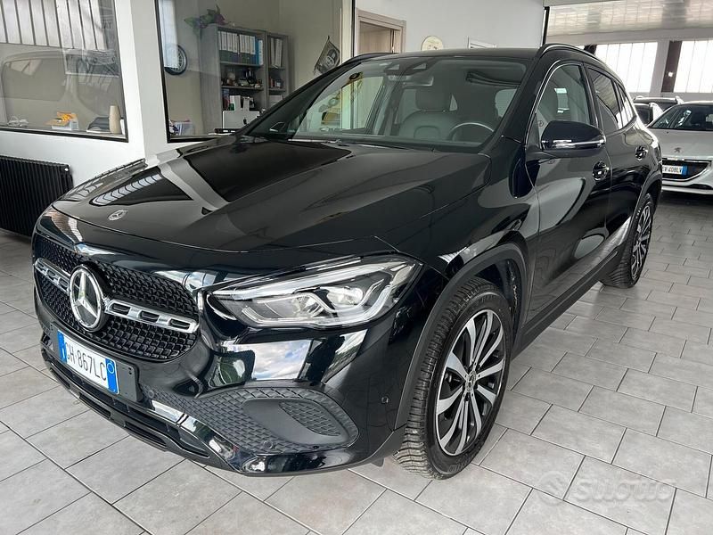 Usata Mercedes GLA250 Premium 224 CV (164 kW) 2020 Nero SUV
