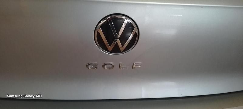 Usata VW Golf VIII 115 CV (84 kW) 2025 Argento Berlina