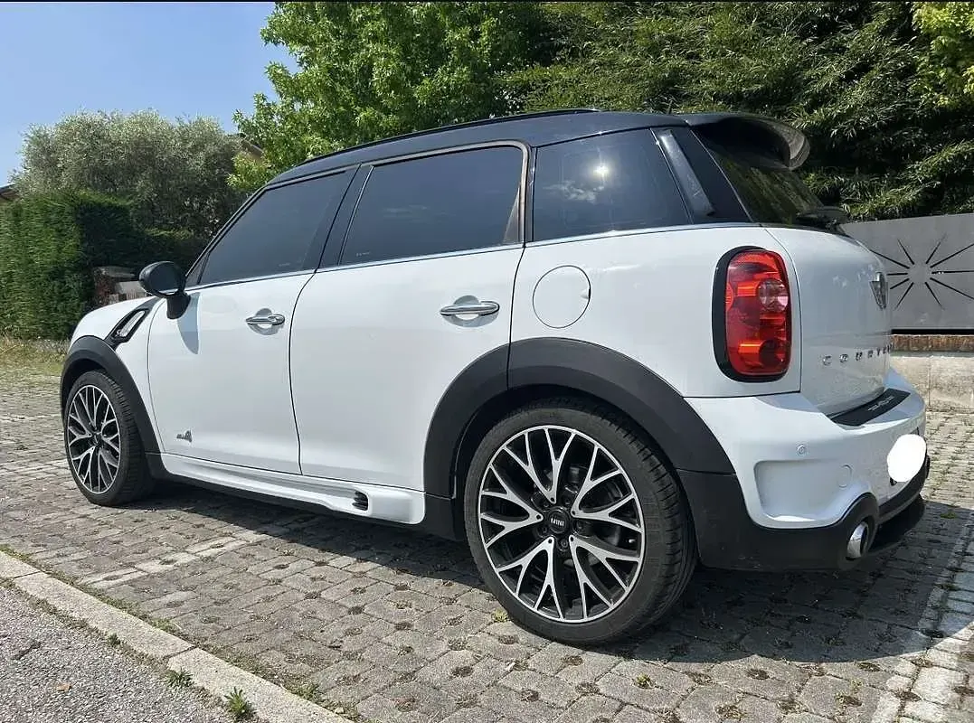 Usata Mini John Cooper Works Countryman 143 CV (105 kW) 2015 SUV