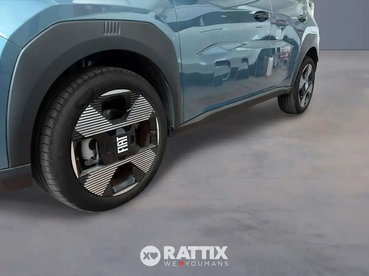 Usata Fiat Grande Panda La Prima 110 CV (80 kW) 2025 Blu lago Utilitaria