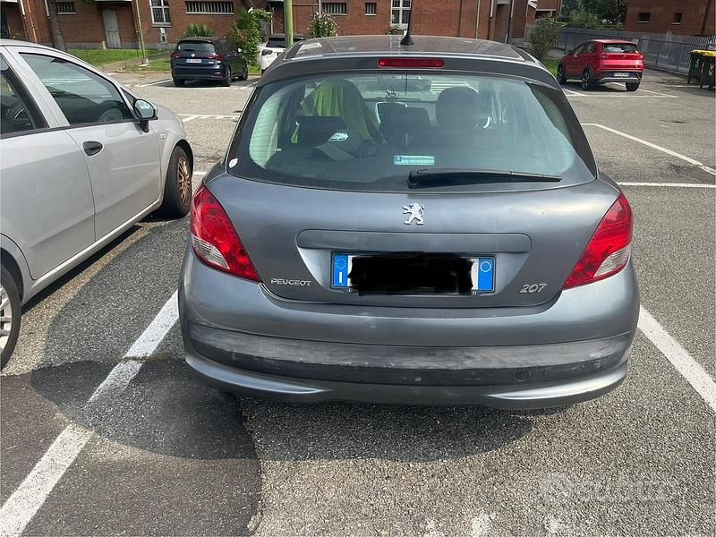 Usata Peugeot 207 75 CV (55 kW) 2009 Grigio Berlina