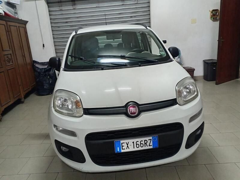 Usata Fiat Panda Lounge 75 CV (55 kW) 2014 Bianco Utilitaria