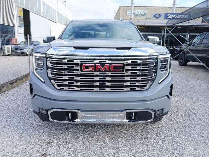 Nuova GMC Sierra 426 CV (313 kW) 2025 Antracite Pick-up