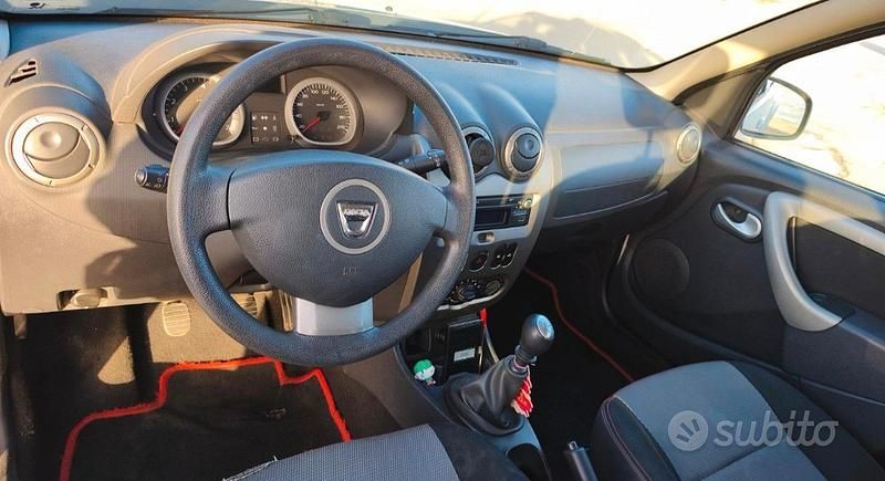 Usata Dacia Duster 107 CV (78 kW) 2013 Grigio SUV