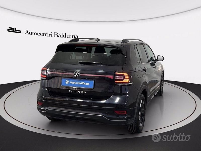 Usata VW T-Cross Sportline 110 CV (80 kW) 2022 Nero perla SUV