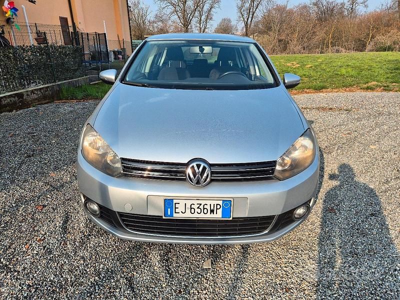 Usata VW Golf VI Highline 122 CV (89 kW) 2011 Grigio Utilitaria