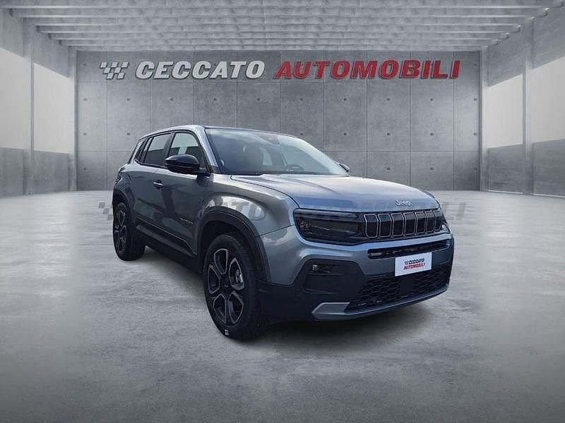 Nuova Jeep Avenger Summit 101 CV (74 kW) 2025 Grigio SUV