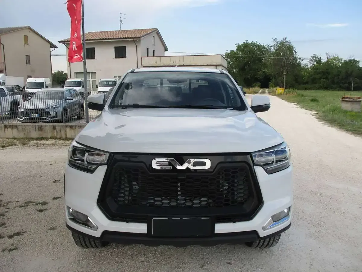 Usata EVO Cross 4 136 CV (100 kW) 2025 Bianco Pick-up