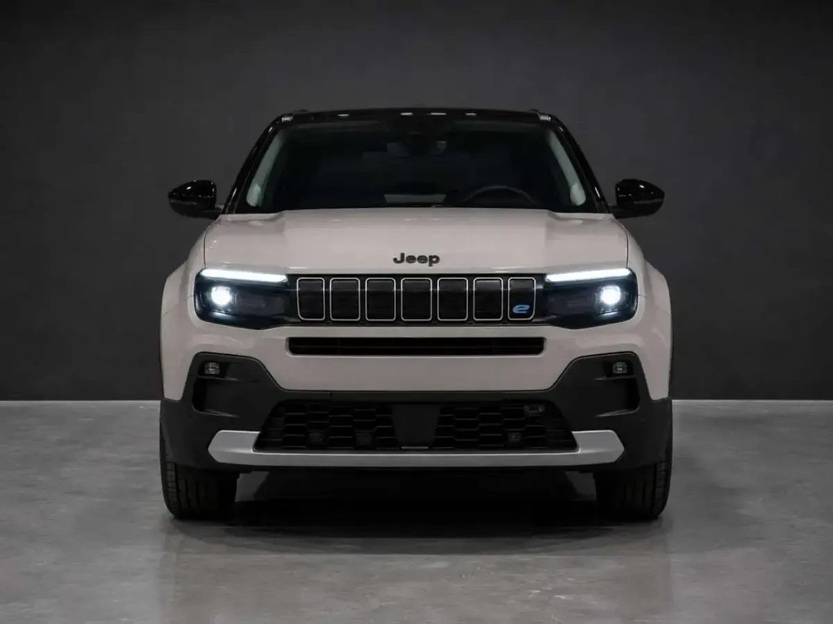 Usata Jeep Avenger EV Summit 114 kW (156 CV) 2025 Diversi colori SUV