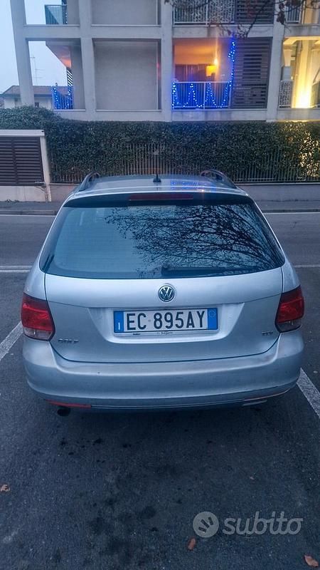 Usata VW Golf VI Highline 104 CV (76 kW) 2010 Grigio Utilitaria